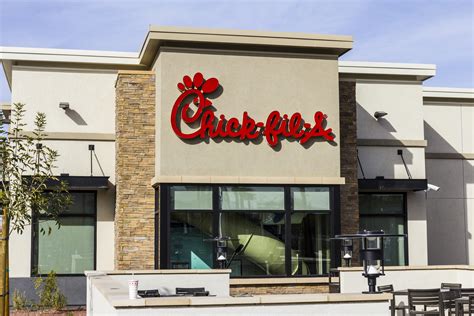 Nearest chick-fil-a in my location - Chicago, IL 60657. Closed - Opens tomorrow at 8:00am CST. (312) 319-4441. Need help? Order Pickup. Order Delivery. Order Catering. Prices vary by location, start an order to view prices. Catering deliveries at this restaurant require a $75.00 subtotal minimum order size.
